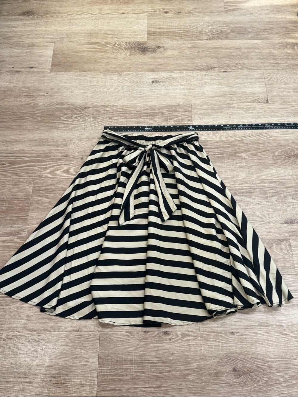 Biographie Striped Tie Waist Midi Skirt – XL
